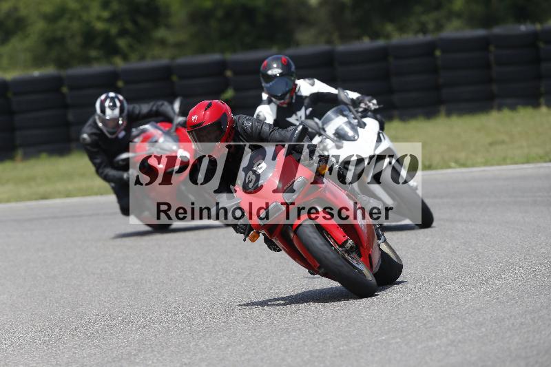 /27 12.06.2025 Ducati Schweiz Trackday Warmup  ADR/blau-bleu/6